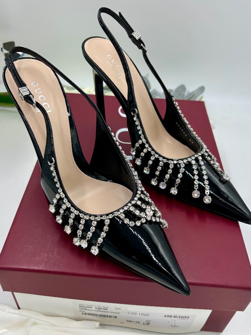 Women’s Gucci Guinevere Crystal Chain Slingback Pumps  Size 39/9 US